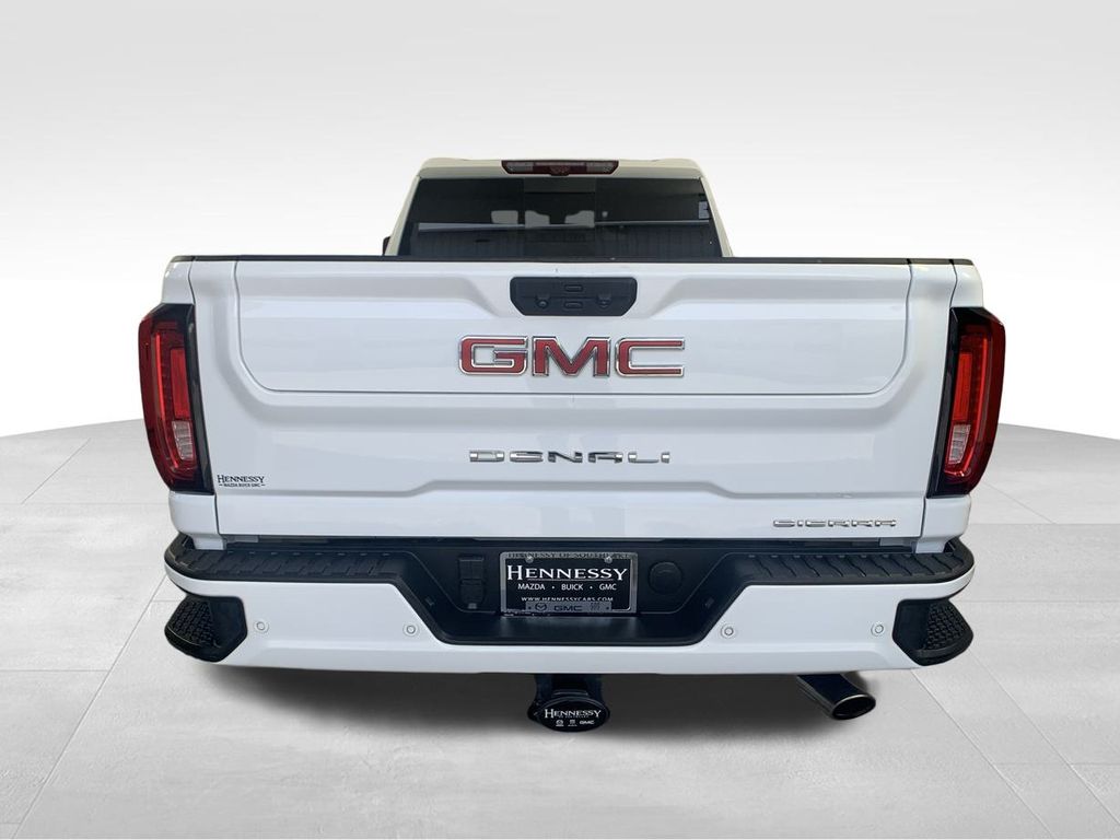 2022 GMC Sierra 2500HD Denali 4