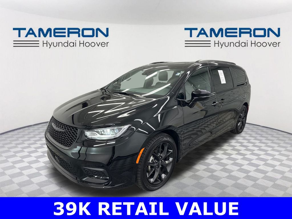 2025 Chrysler Pacifica Limited FWD