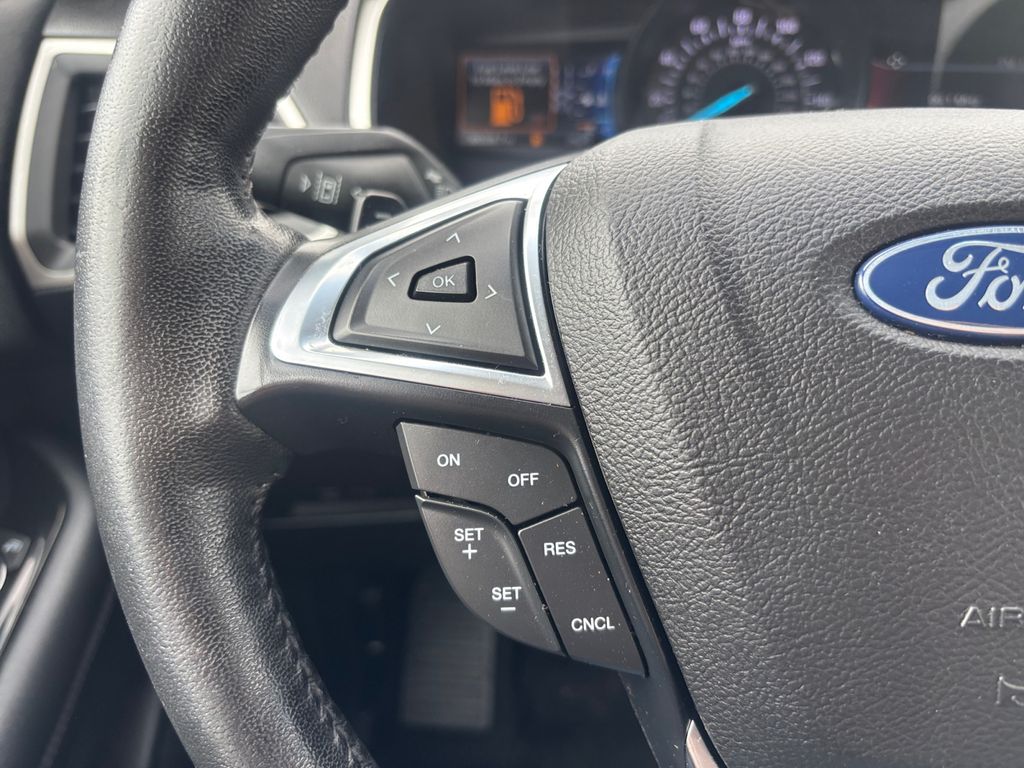 2020 Ford Edge SEL White at Bob Ruth Ford