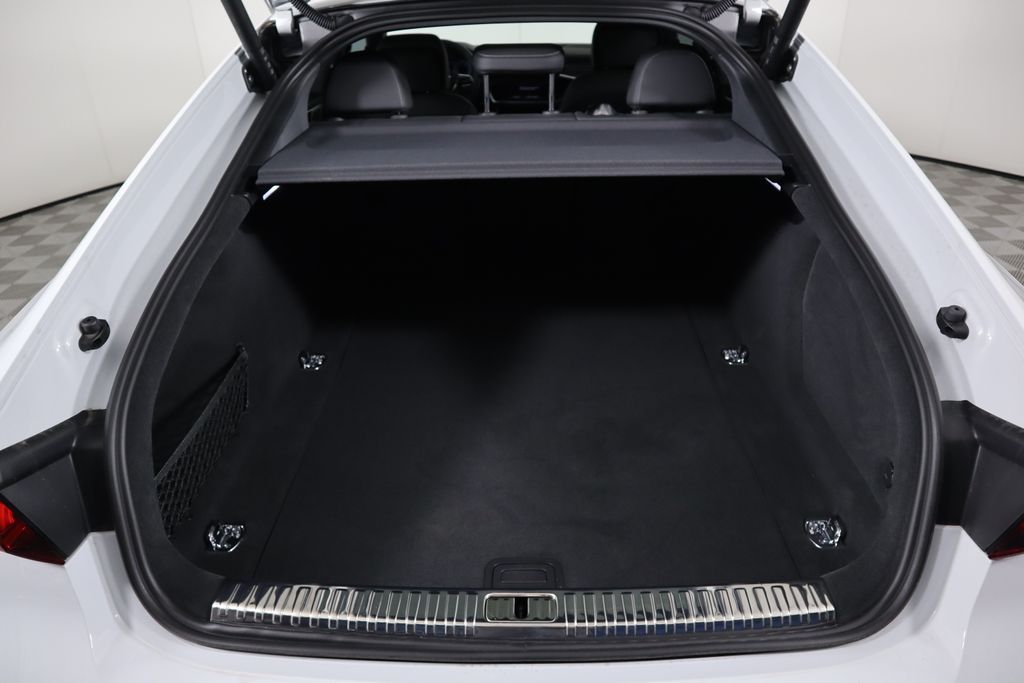 Thumbnail: 2025 Audi A7 - 29