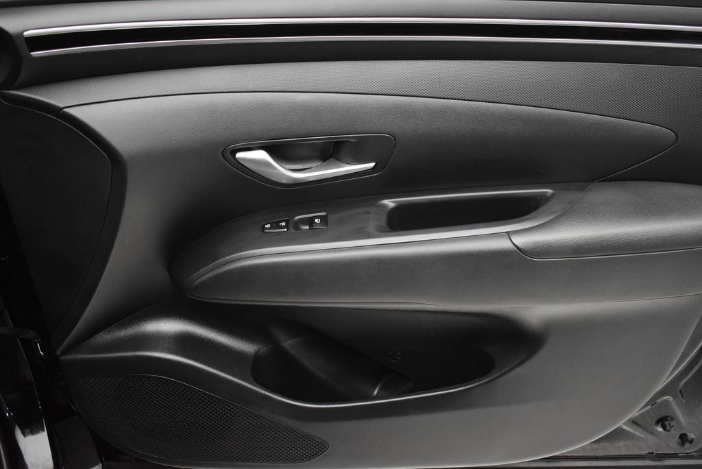 Thumbnail: 2023 Hyundai Tucson - 20