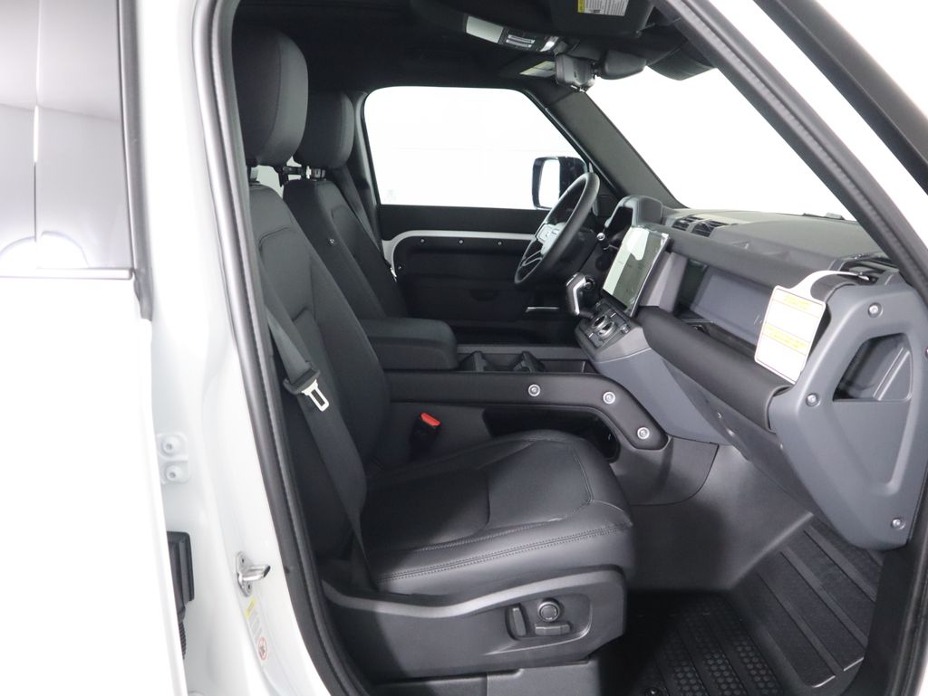 Thumbnail: 2026 Land Rover Defender - 22