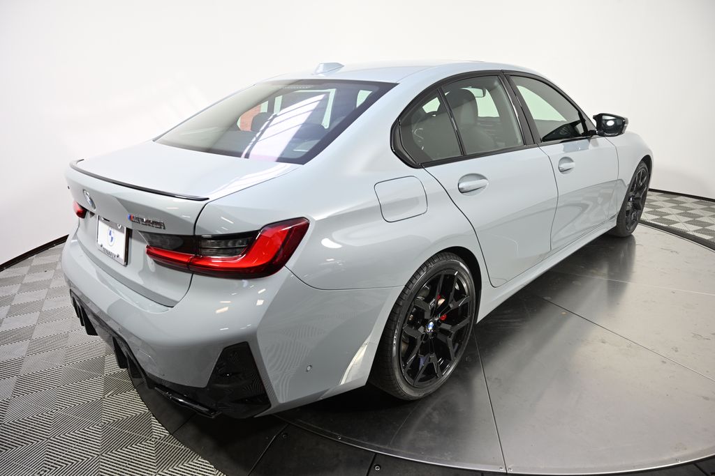 Thumbnail: 2025 BMW 3 Series - 5