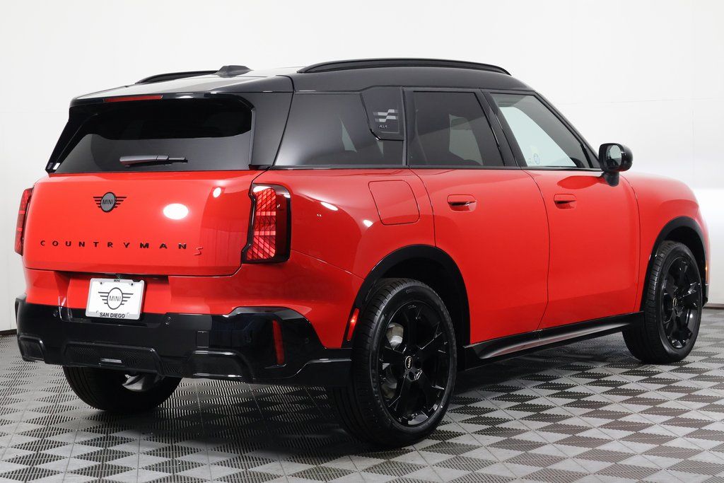Thumbnail: 2027 MINI Cooper Countryman - 2