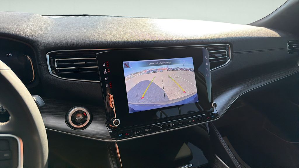 2024 Wagoneer L Wagoneer L