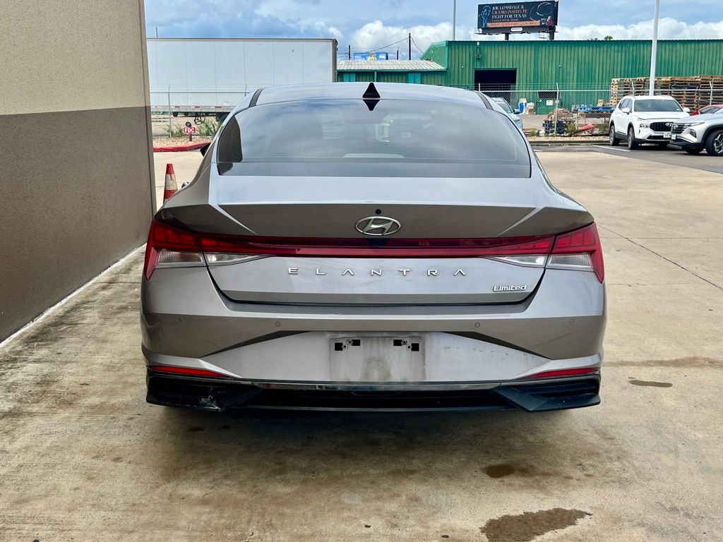 2023 Hyundai Elantra Limited Edition 3