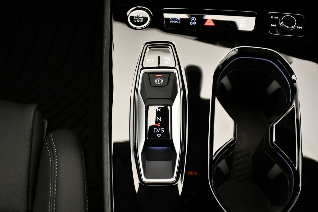 Thumbnail: 2025 Audi A5 - 30