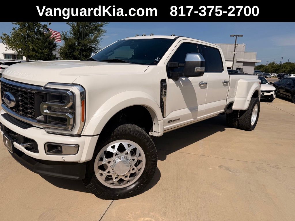 White Metallic 2023 Ford F-450 Super Duty Pickup Truck Four-Wheel Drive Automatic