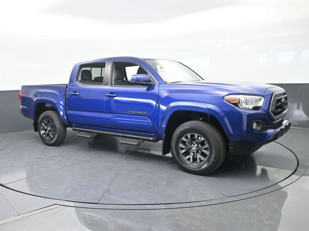 Used 2022 Blue Toyota SR5 image 8