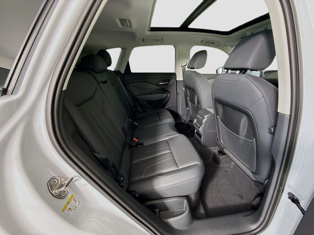 Thumbnail: 2026 Audi Q3 - 24