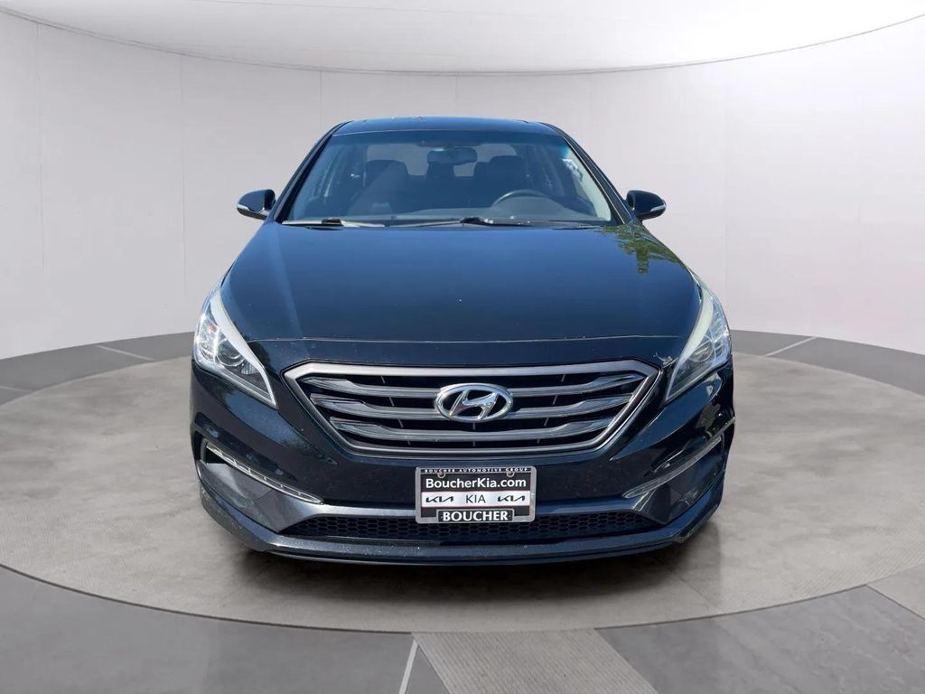 Used 2017 Phantom Black Hyundai Sport image 8