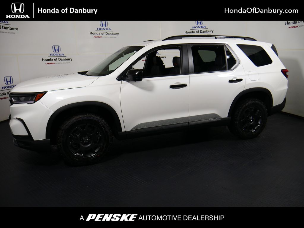 2025 Honda Pilot TrailSport Hero Image