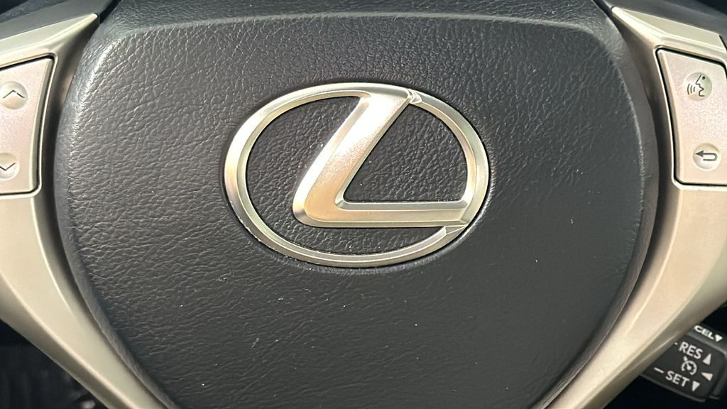 2013 Lexus ES 350 16