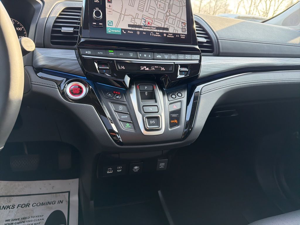 Thumbnail: 2026 Honda Odyssey - 16