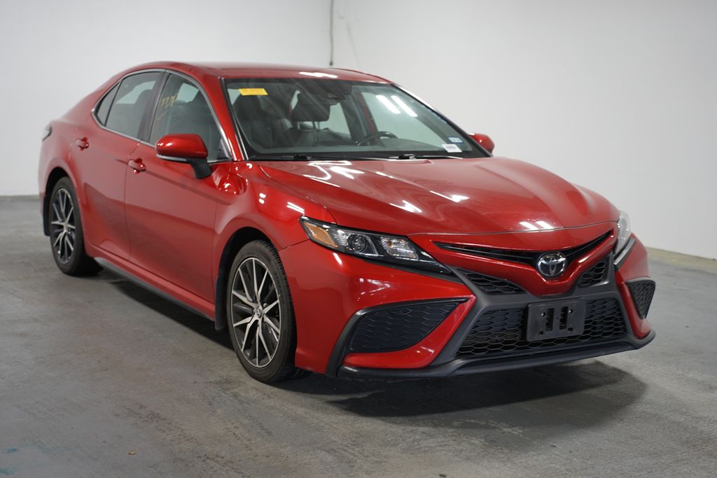 2023 Toyota Camry SE 3