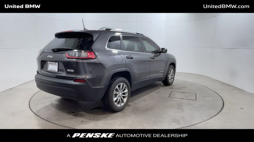 2021 Jeep Cherokee Latitude 8