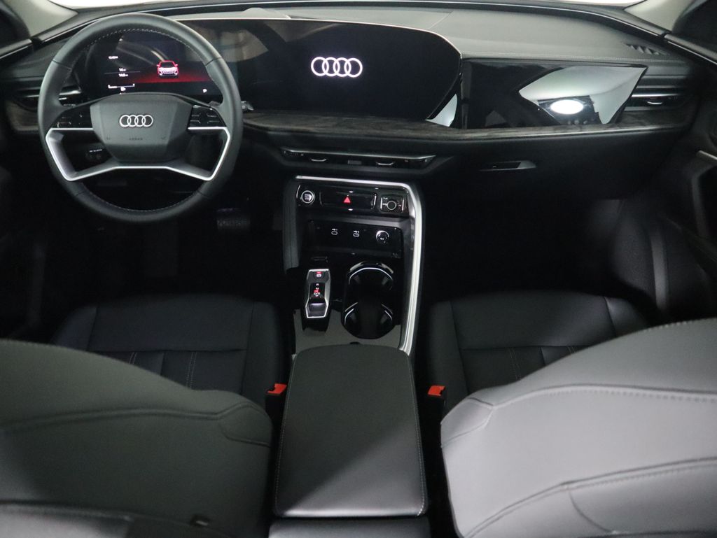 Thumbnail: 2025 Audi Q5 - 14