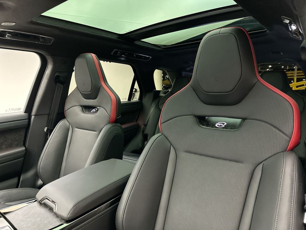 2025 Land Rover Range Rover Sport  10