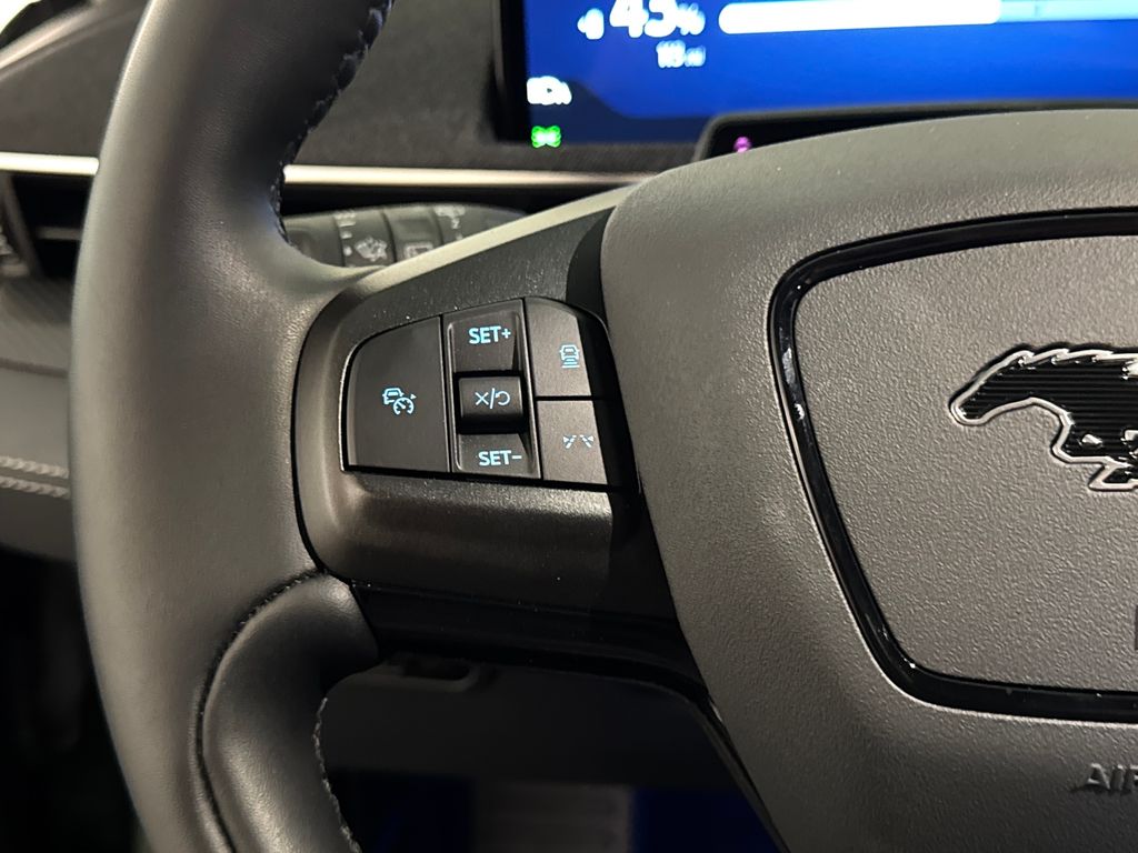 Certified Used 2025 Green Ford Premium image 19