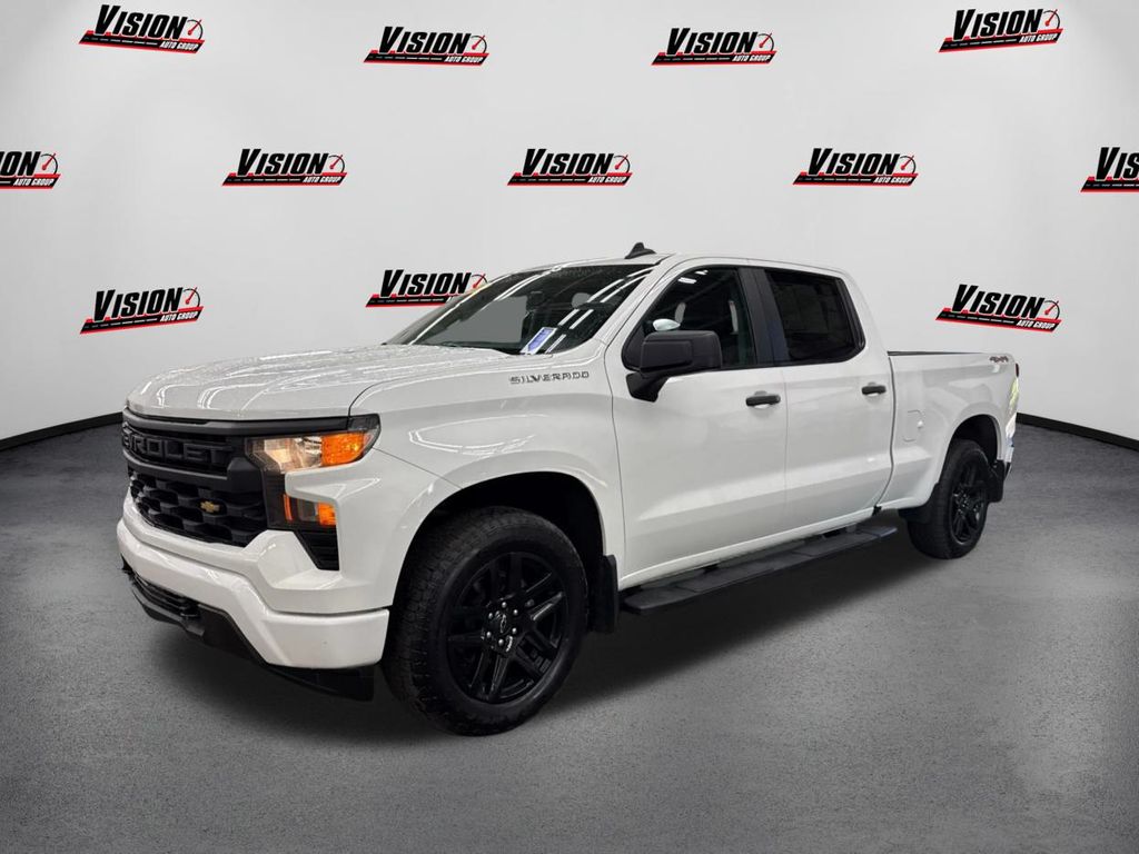 2023 Chevrolet Silverado 1500 Custom Crew Cab 4WD