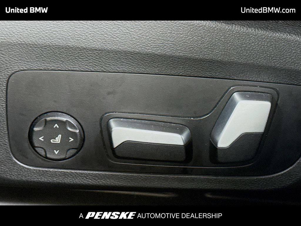 Thumbnail: 2023 BMW i4 - 4