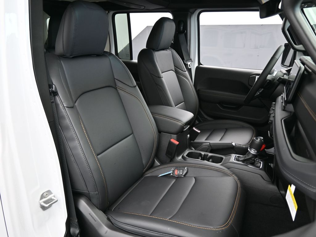 New 2025 Bright White Clearcoat Jeep Sahara image 41