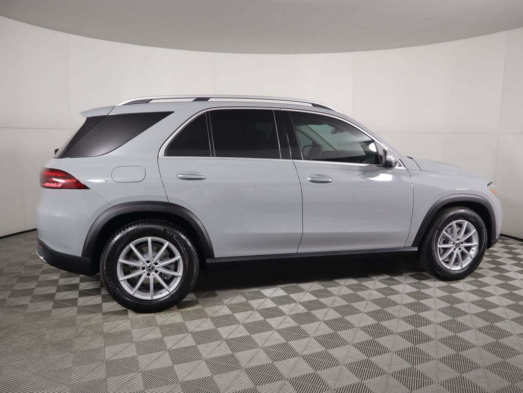 Thumbnail: 2026 Mercedes-Benz GLE - 4