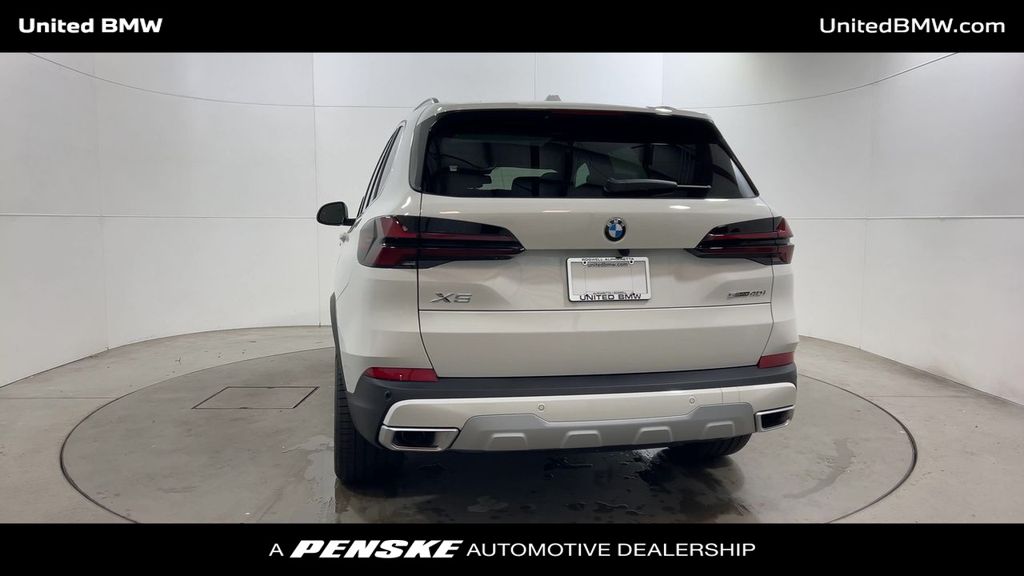 Thumbnail: 2026 BMW X5 - 7
