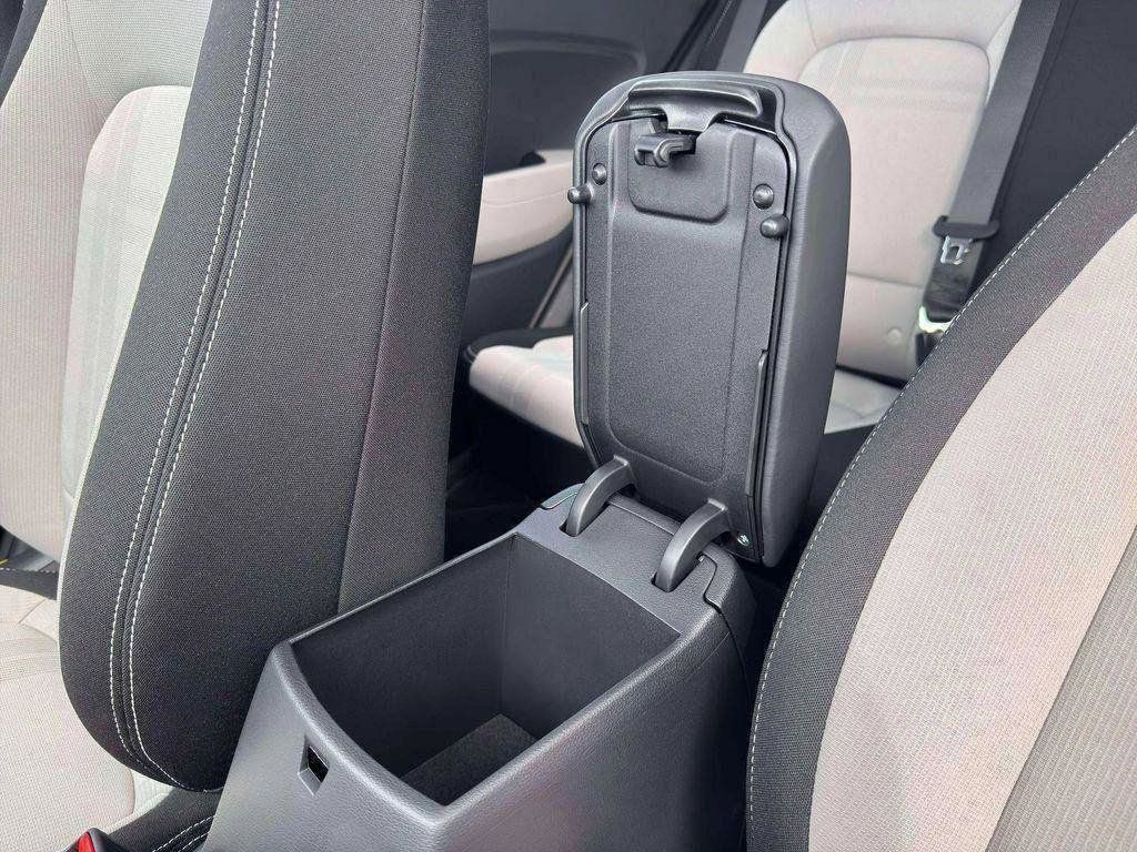 New 2026 Black Hyundai SEL image 18