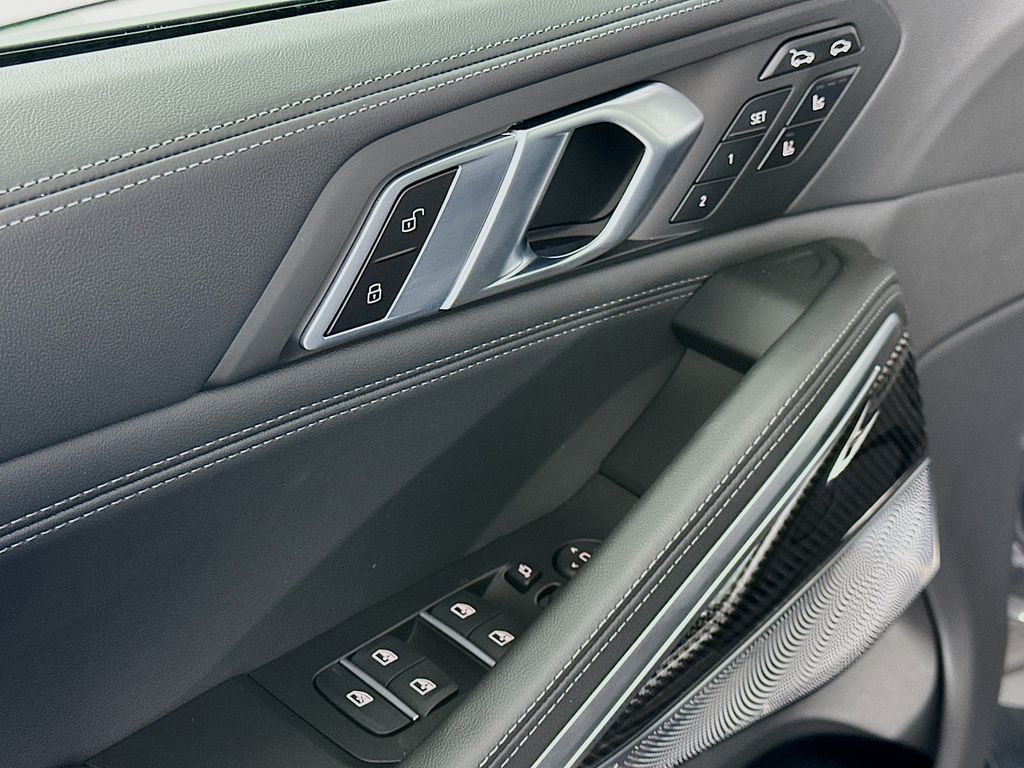 Thumbnail: 2026 BMW X6 - 20