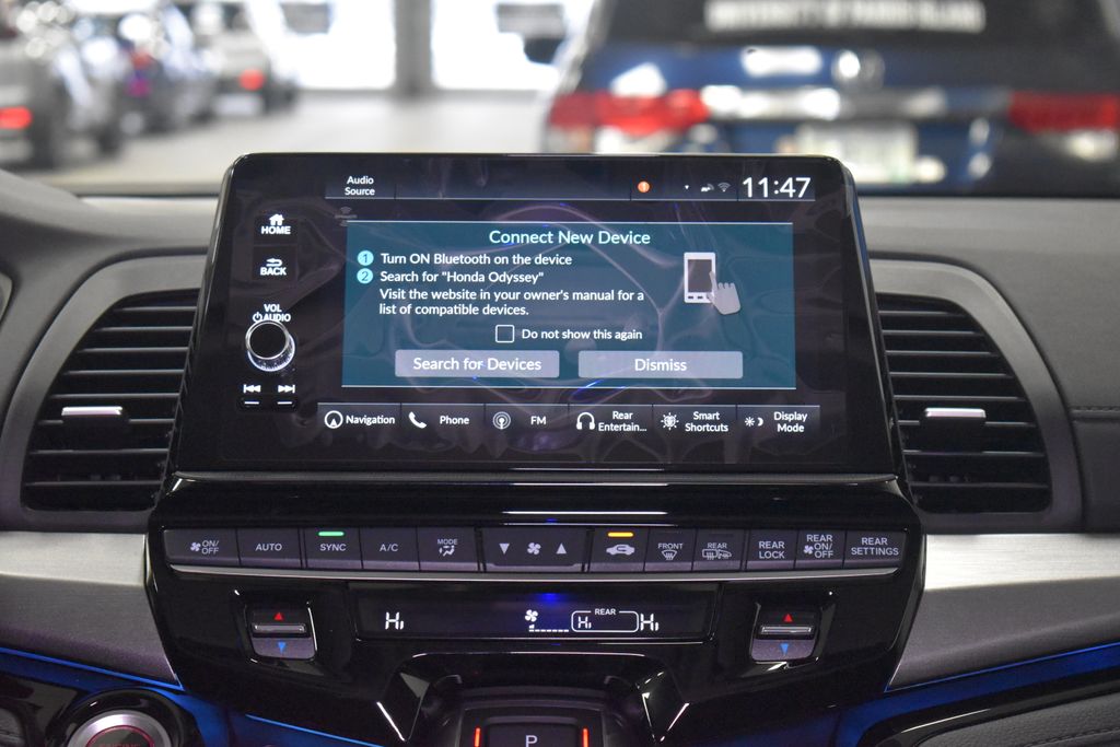 2025 Honda Odyssey Touring 11