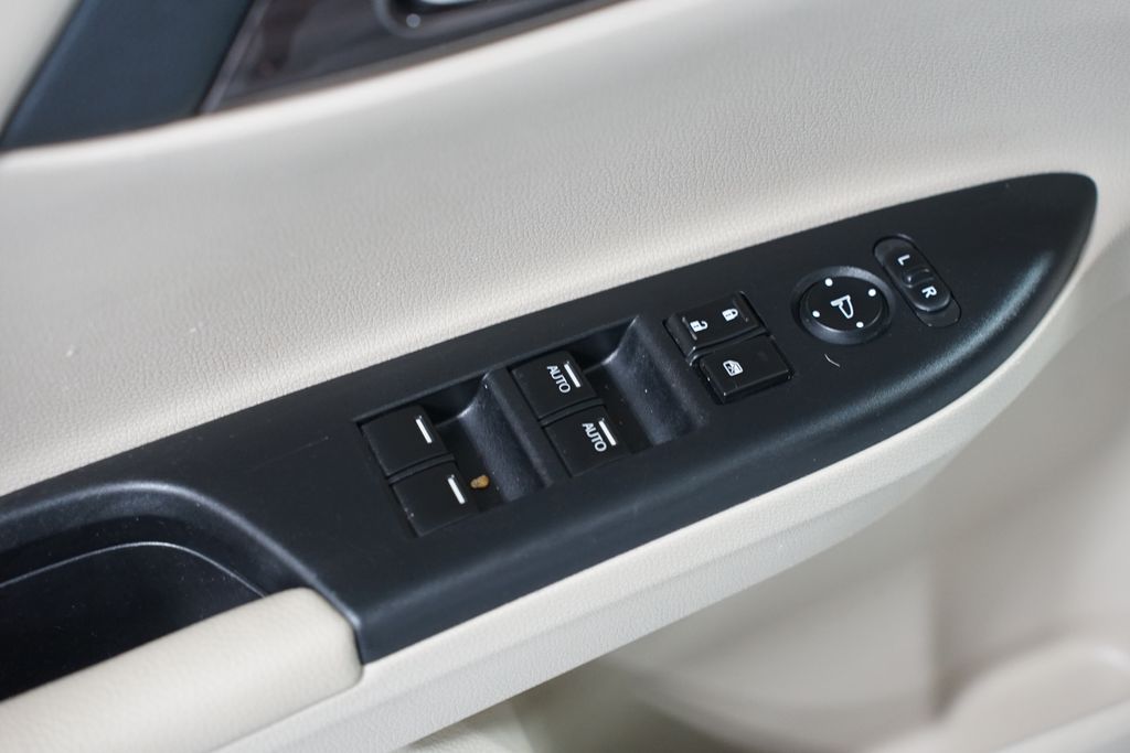 Thumbnail: 2016 Honda Accord - 28