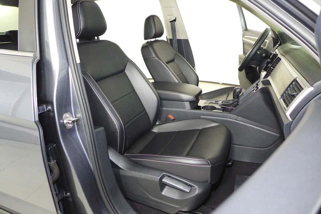 Thumbnail: 2022 Volkswagen Atlas - 19