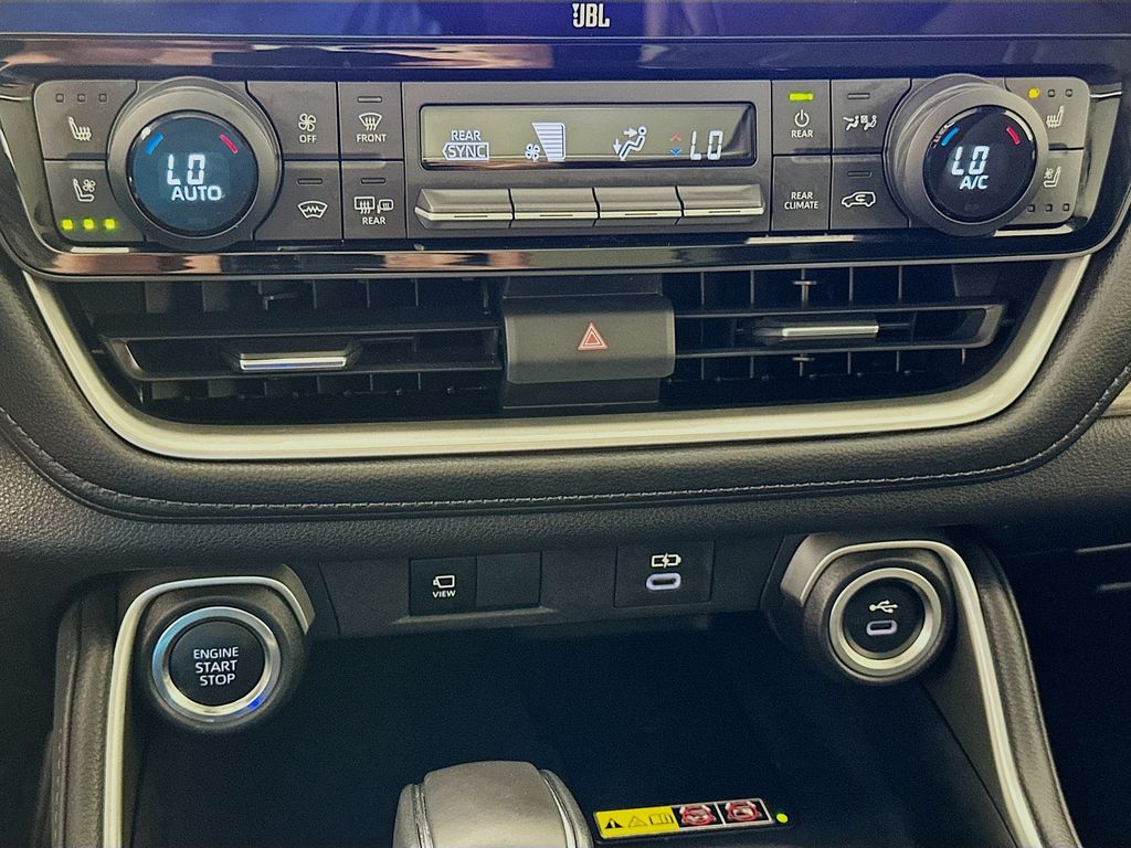 Thumbnail: 2025 Toyota Grand Highlander - 16