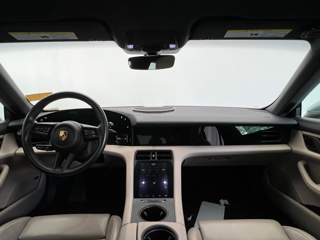 2021 Porsche Taycan  6