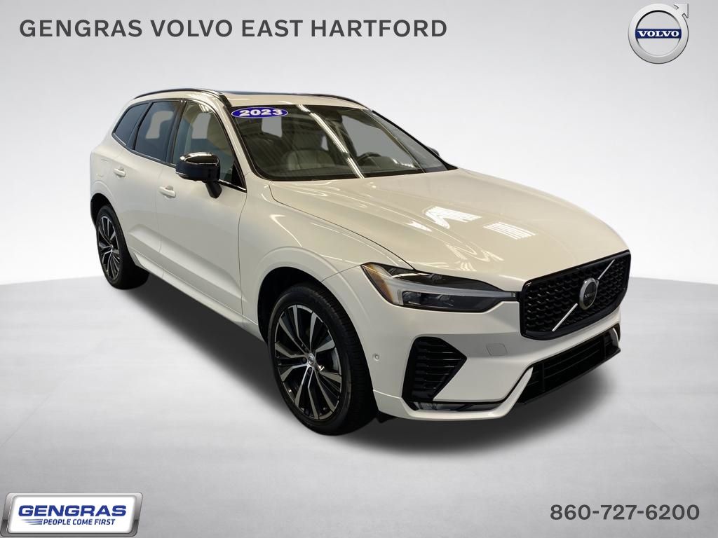 2023 Volvo XC60 B5 Plus Dark Theme AWD