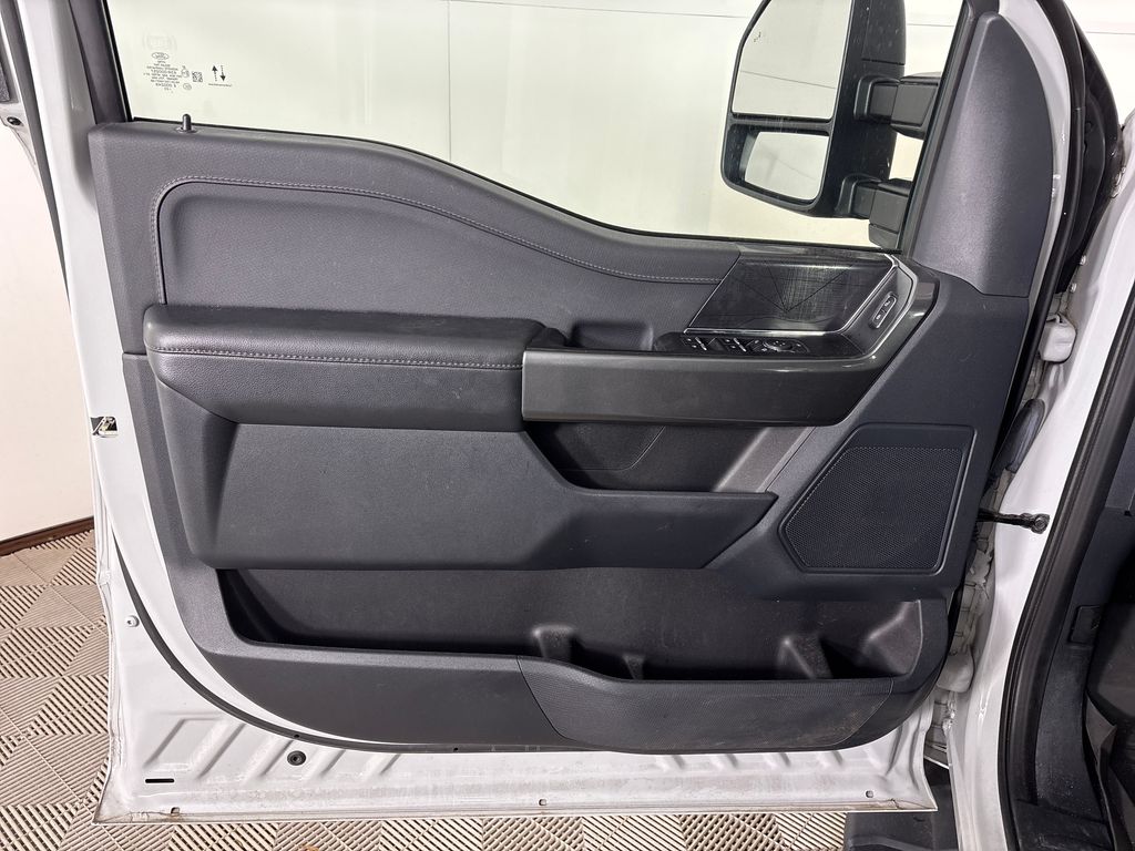 Certified Used 2023  Ford XL image 25