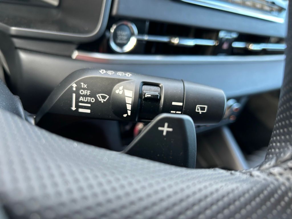 Thumbnail: 2024 Mitsubishi Outlander - 20