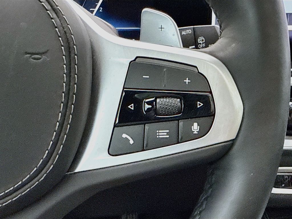Thumbnail: 2025 BMW X5 - 12