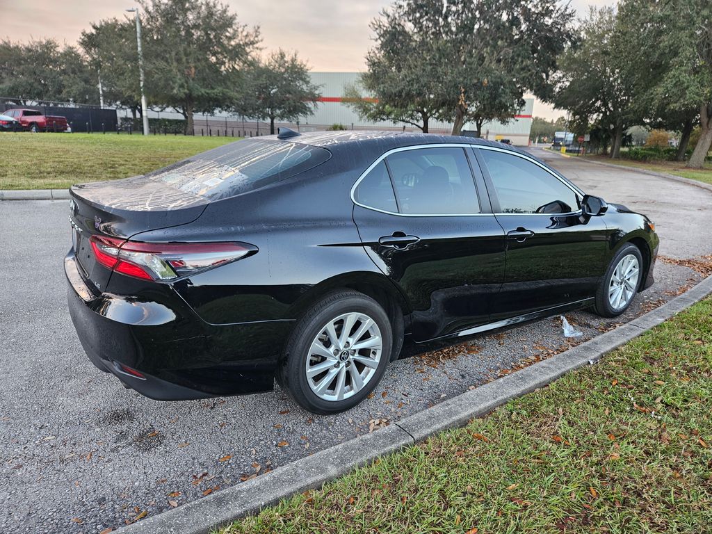 2023 Toyota Camry LE 5