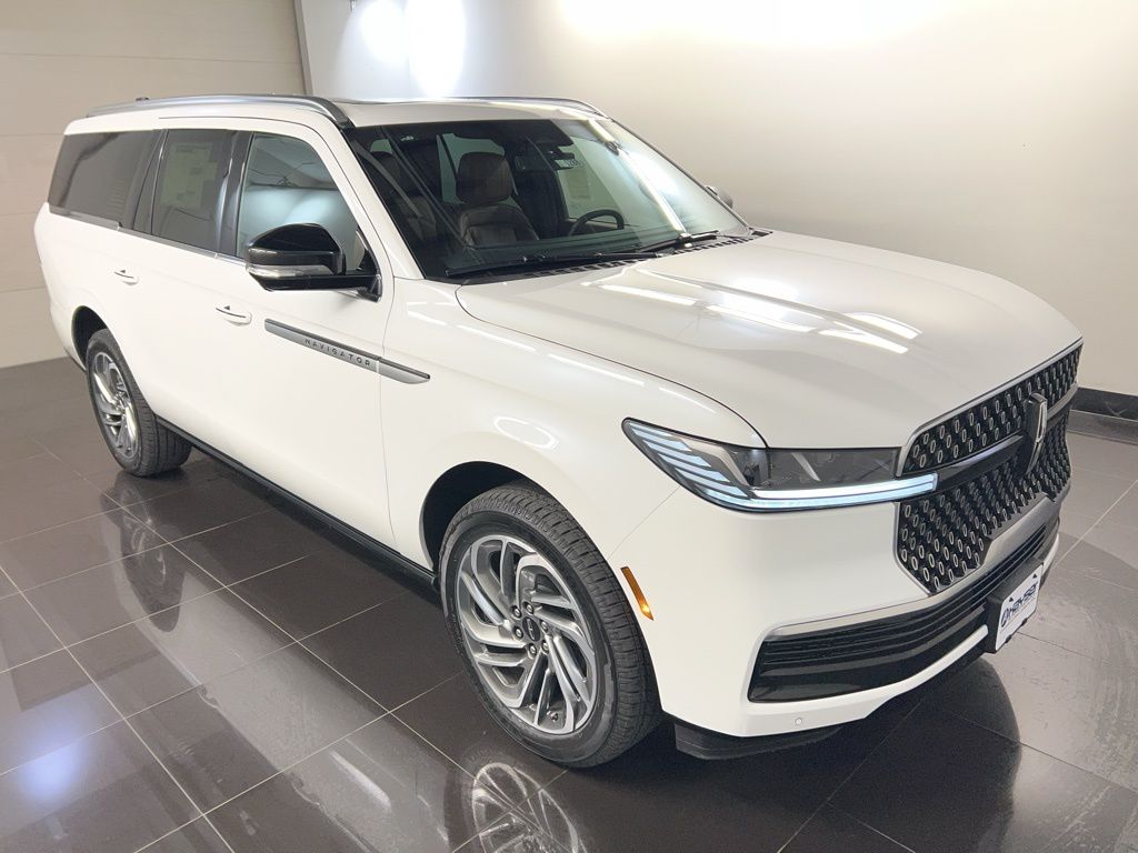 2026 Lincoln Navigator Reserve L 4WD's photo