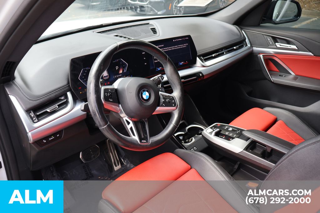 Used 2023 White BMW xDrive28i image 9