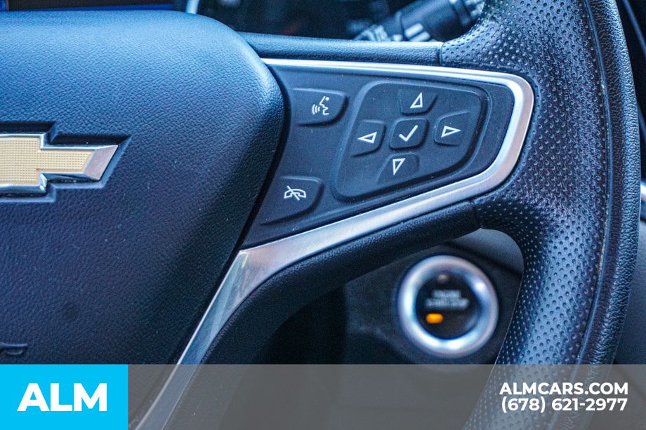 Used 2022 Gray Chevrolet LT image 30