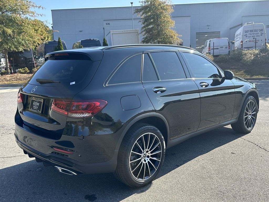 2022 Mercedes-Benz GLC GLC 300 7