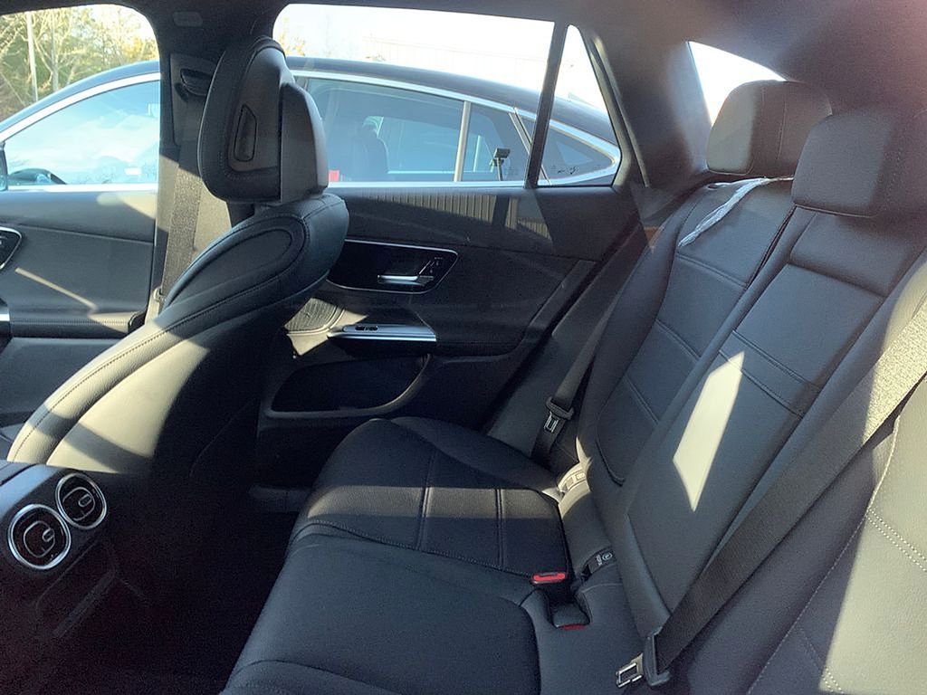 Thumbnail: 2026 Mercedes-Benz GLC - 4