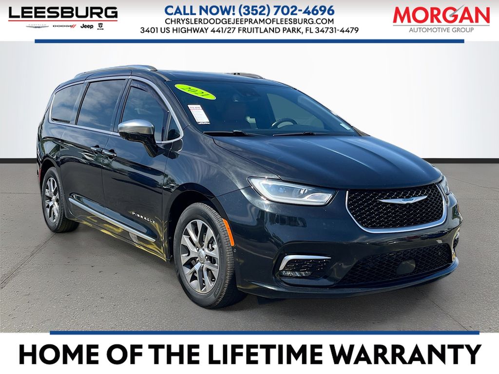 2021 Chrysler Pacifica Hybrid Pinnacle Hybrid's photo