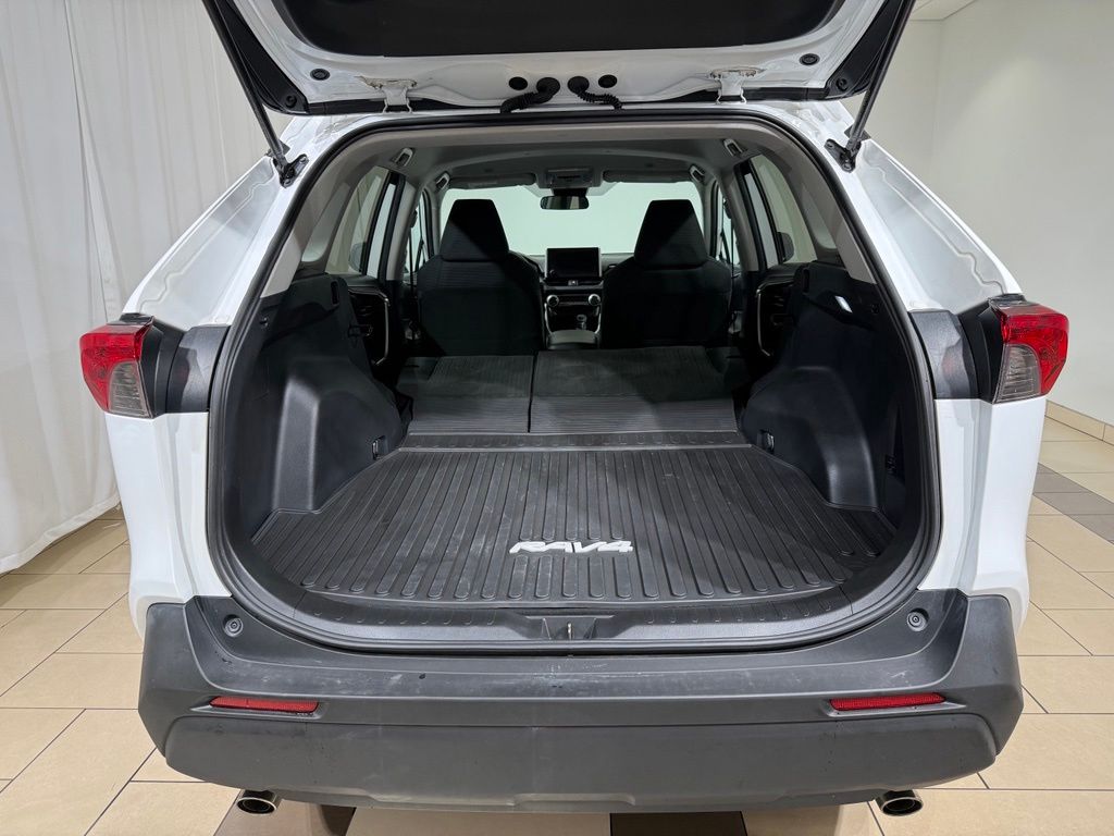 Thumbnail: 2024 Toyota RAV4 - 12