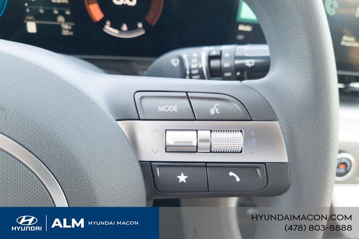 New 2026 White Hyundai SE image 25