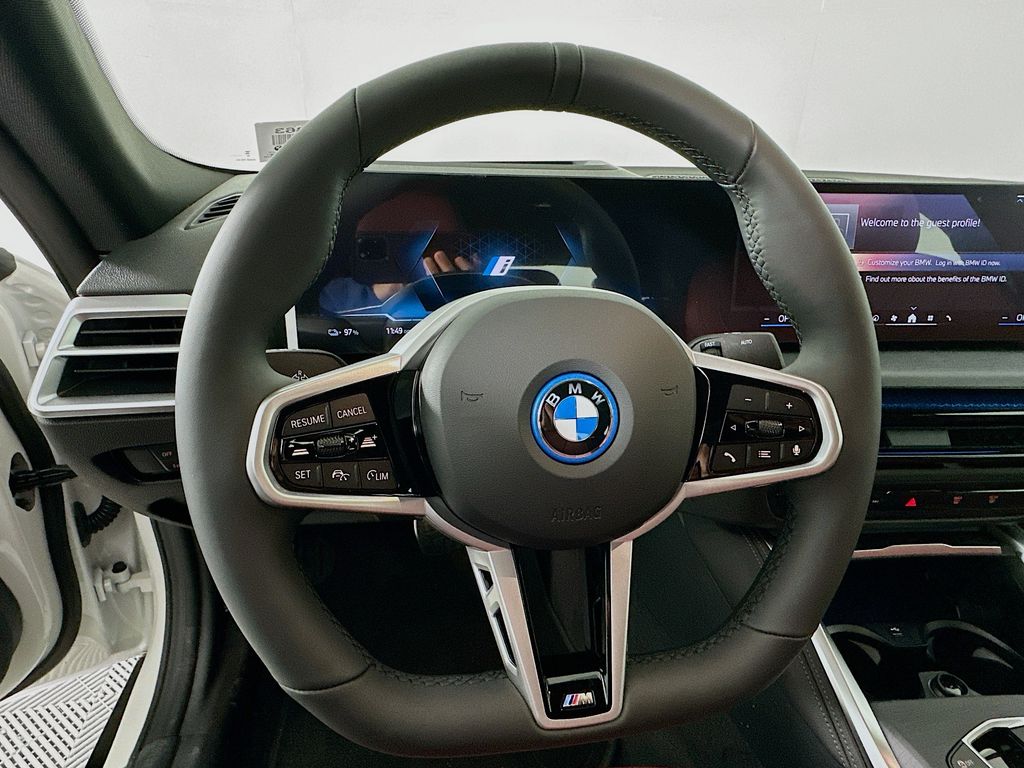 Thumbnail: 2025 BMW i4 - 10
