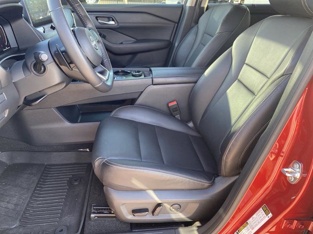 Used 2024 Red Nissan SL image 9